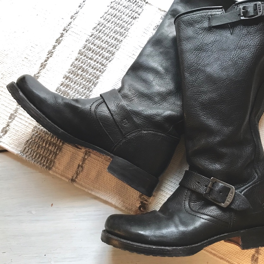 FRYE Wmn’s Veronica Slouch Boot - Wide Calf